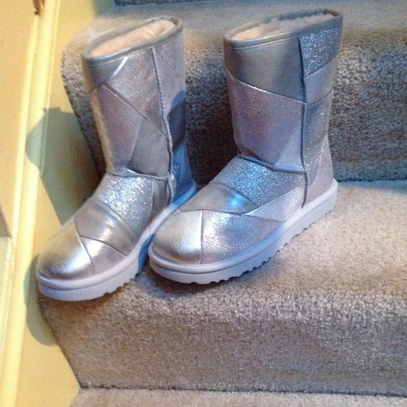 New UGG Classic Glitter Patchwork - Picture 5 of 8